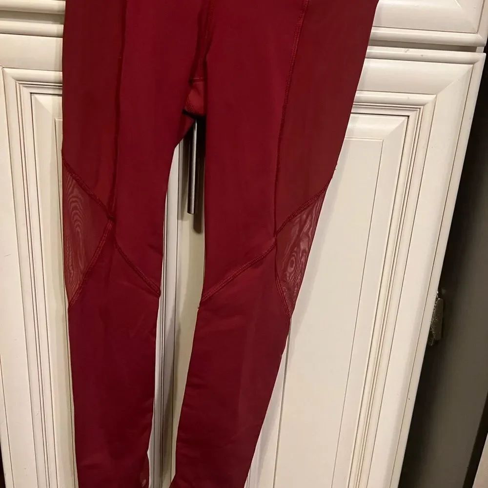 Lululemon Invigorate HR Mesh Tight 25“ ~SIZE:4~ Brick